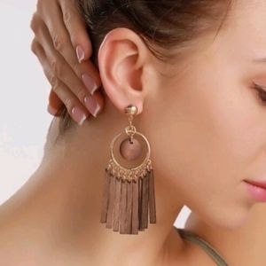 Wood dangling/circle earrings